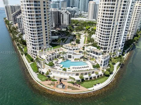 848 Brickell Key Drive Miami FL 33131