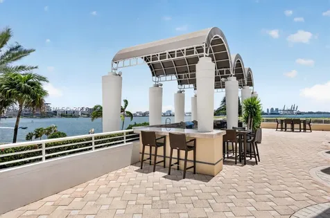 848 Brickell Key Drive Miami FL 33131