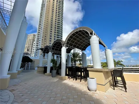 848 Brickell Key Drive Miami FL 33131