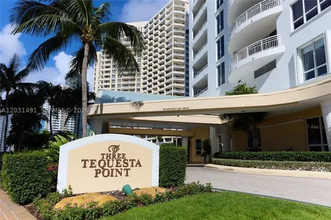848 Brickell Key Drive Miami FL 33131