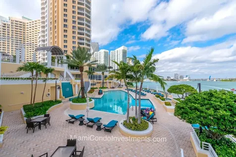 848 Brickell Key Drive Miami FL 33131