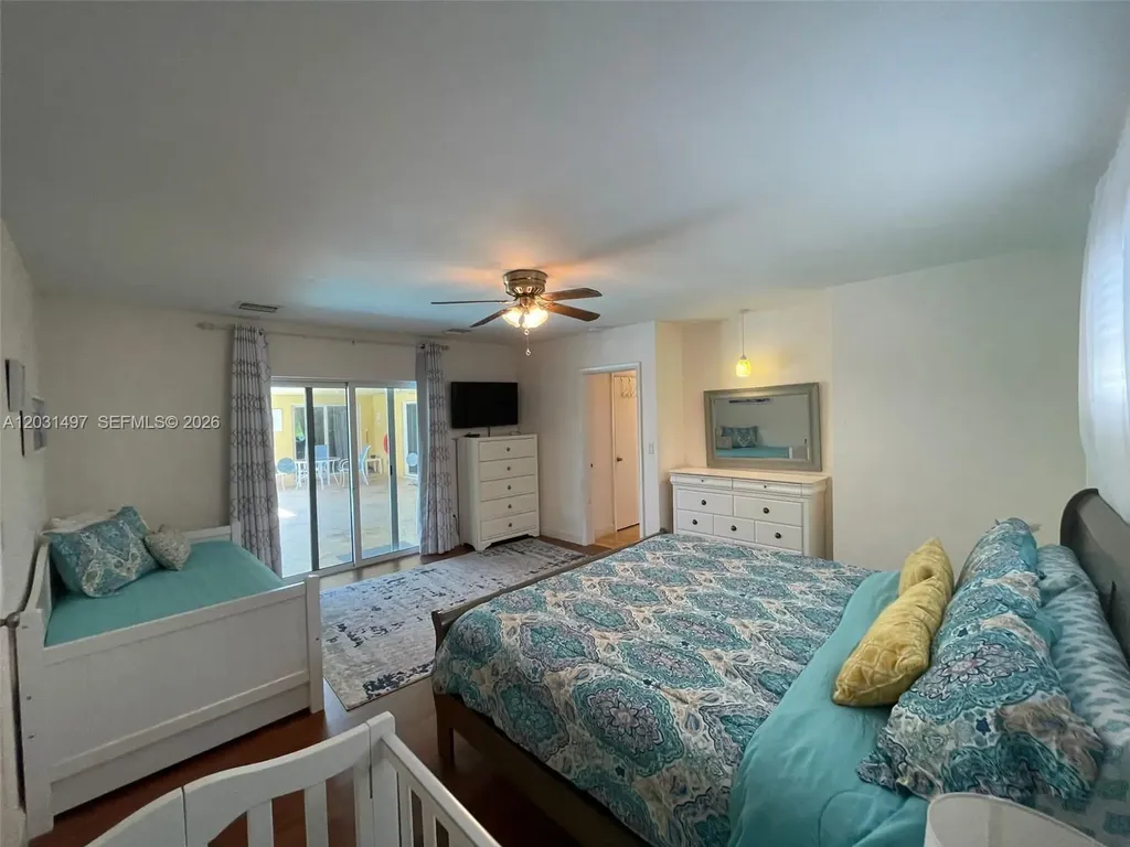 4410 N Buchanan Street Hollywood FL 33021