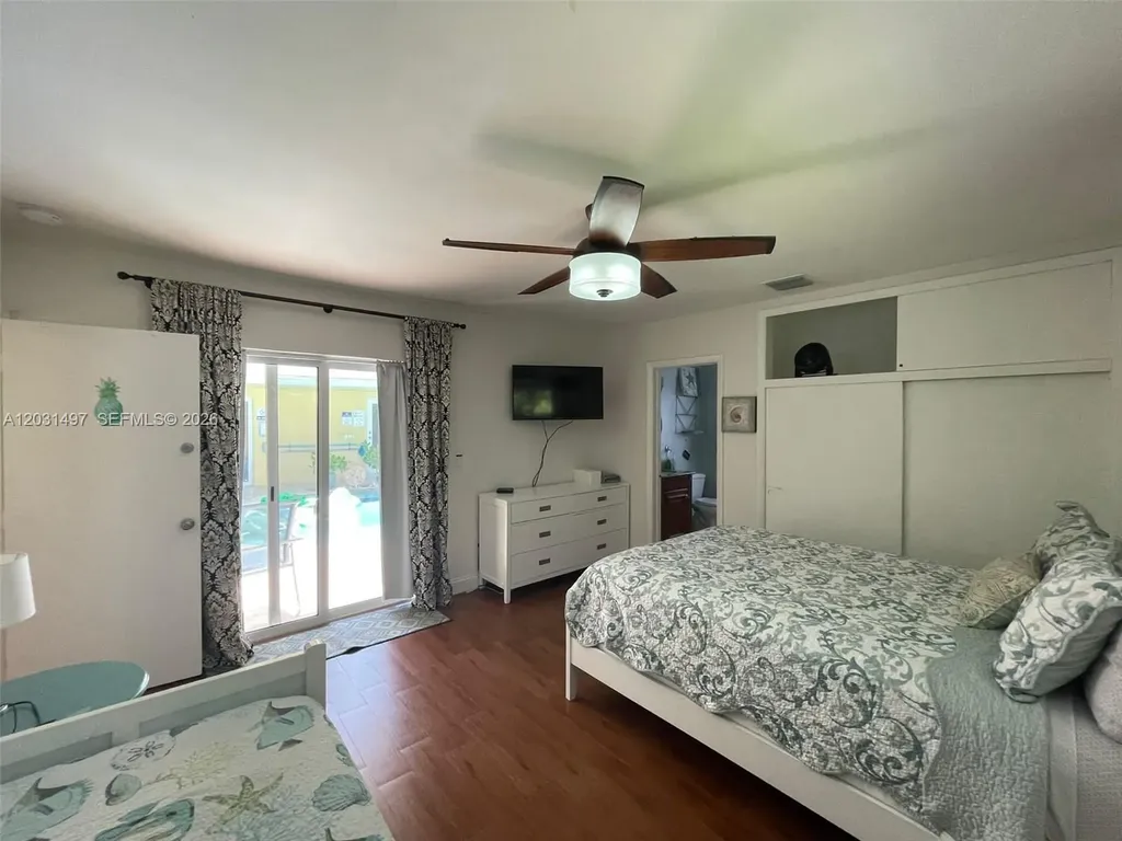 4410 N Buchanan Street Hollywood FL 33021