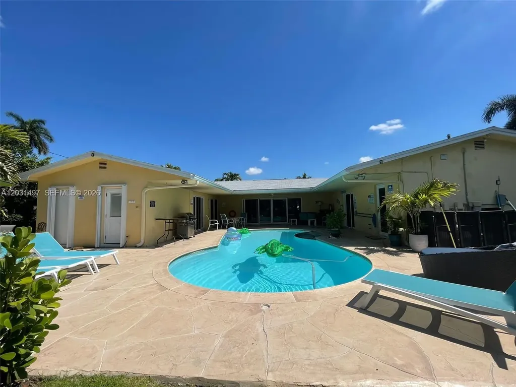 4410 N Buchanan Street Hollywood FL 33021