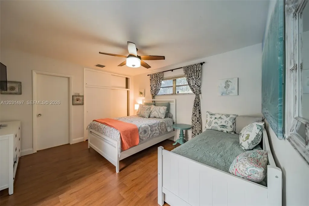 4410 N Buchanan Street Hollywood FL 33021