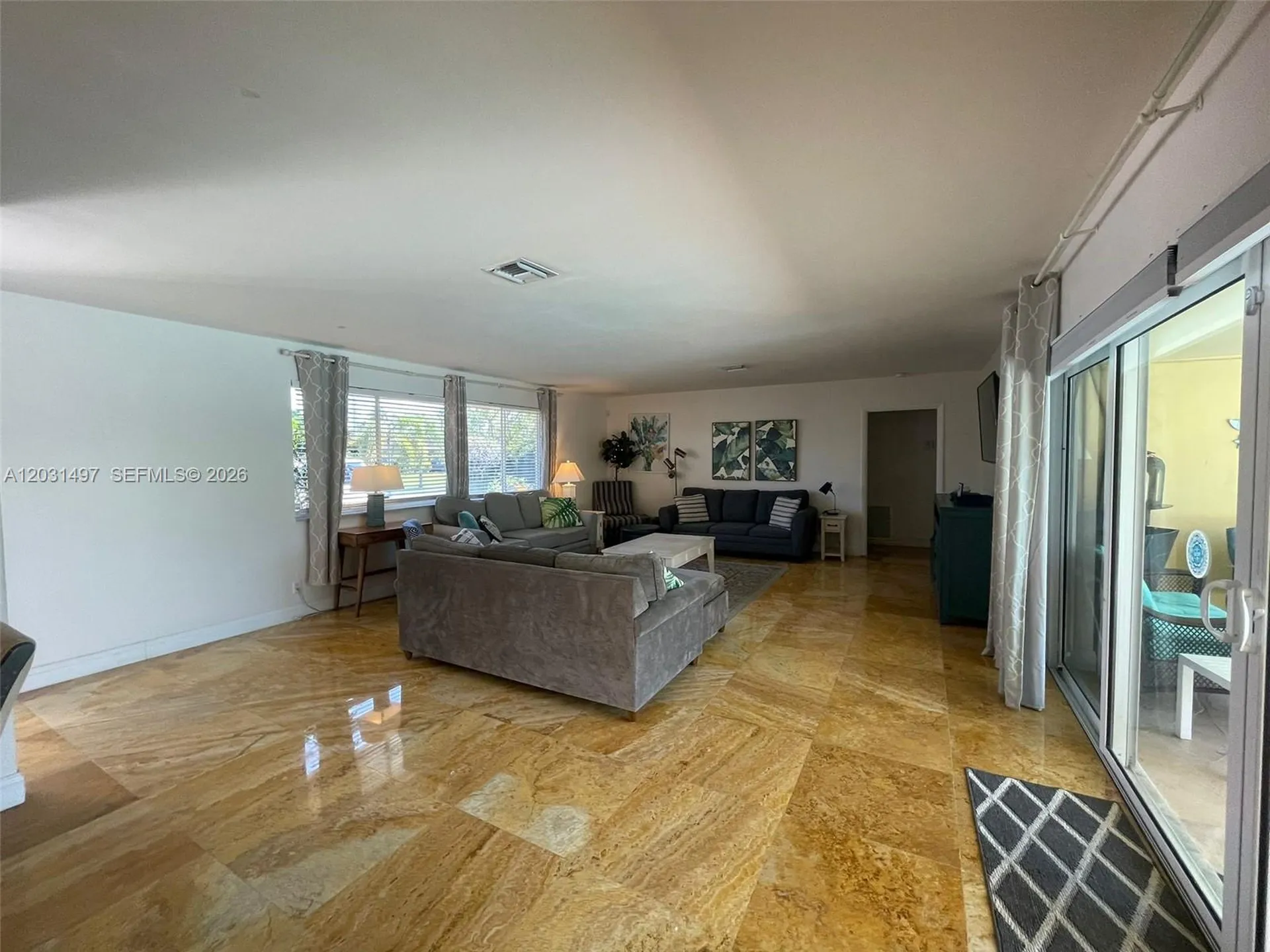 4410 N Buchanan Street Hollywood FL 33021