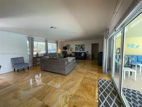 4410 N Buchanan Street Hollywood FL 33021