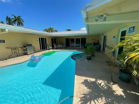 4410 N Buchanan Street Hollywood FL 33021