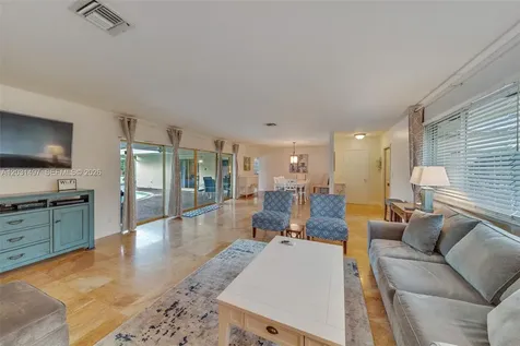 4410 N Buchanan Street Hollywood FL 33021