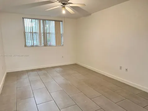8333 Lake Drive Doral FL 33166