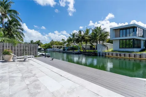 7850 Hawthorne Avenue Miami Beach FL 33141
