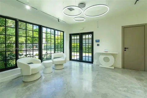 7850 Hawthorne Avenue Miami Beach FL 33141