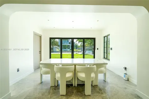 7850 Hawthorne Avenue Miami Beach FL 33141