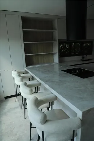 7850 Hawthorne Avenue Miami Beach FL 33141