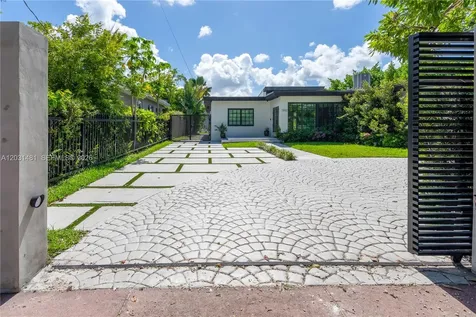 7850 Hawthorne Avenue Miami Beach FL 33141