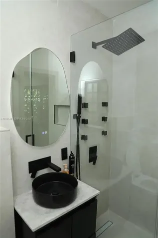 7850 Hawthorne Avenue Miami Beach FL 33141
