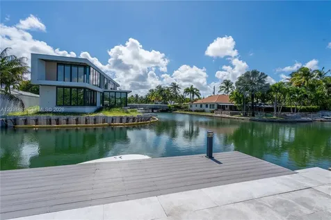 7850 Hawthorne Avenue Miami Beach FL 33141