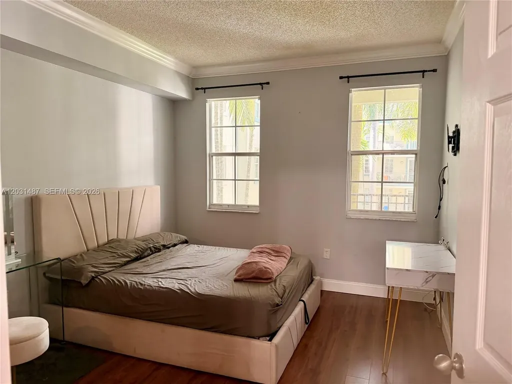 533 NE 3rd Avenue Fort Lauderdale FL 33301