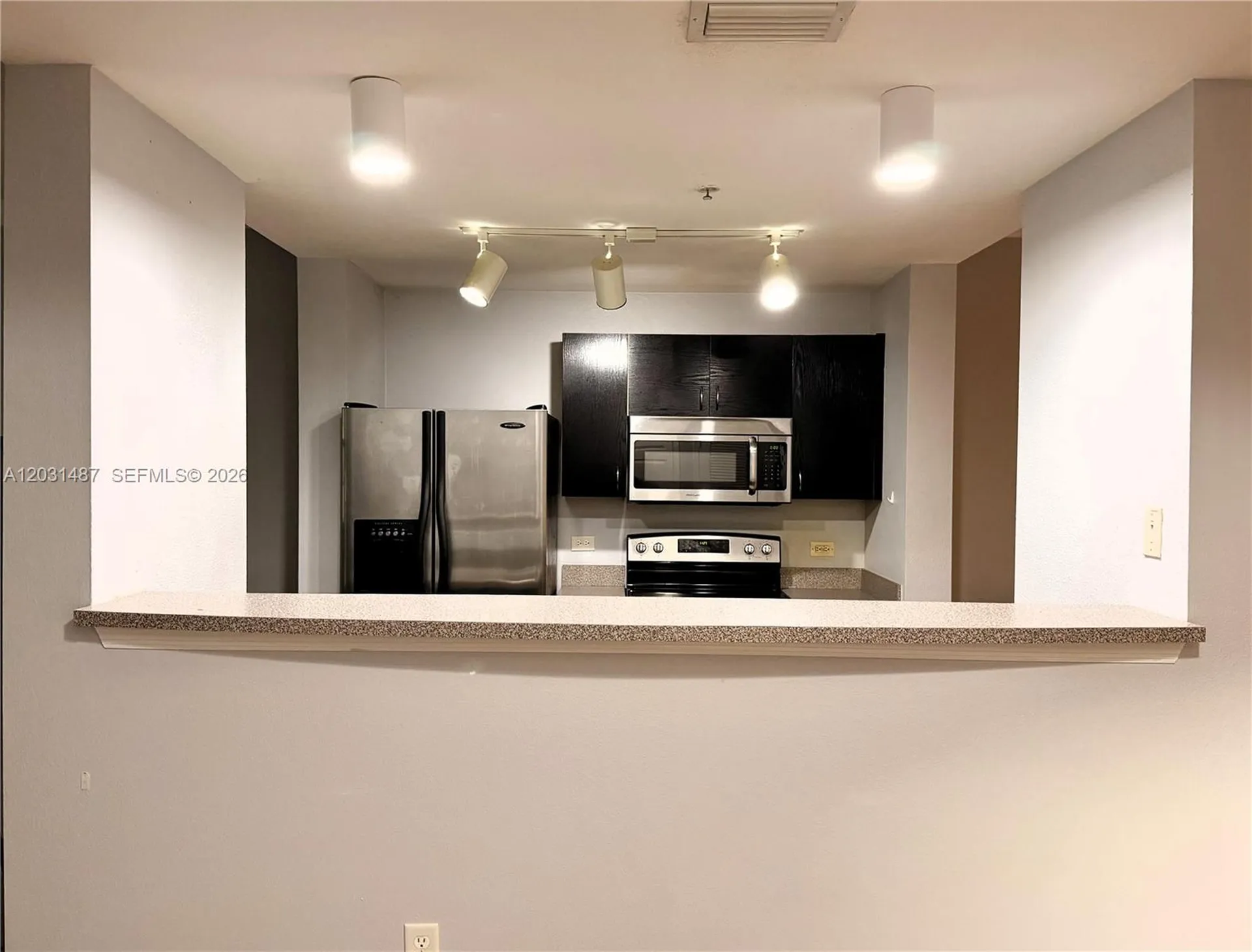 533 NE 3rd Avenue Fort Lauderdale FL 33301