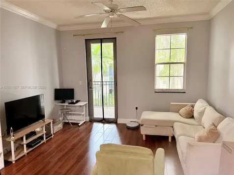 533 NE 3rd Avenue Fort Lauderdale FL 33301