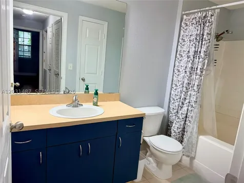 533 NE 3rd Avenue Fort Lauderdale FL 33301