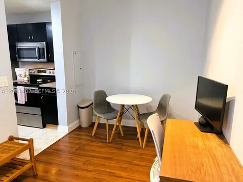 533 NE 3rd Avenue Fort Lauderdale FL 33301