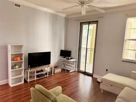 533 NE 3rd Avenue Fort Lauderdale FL 33301