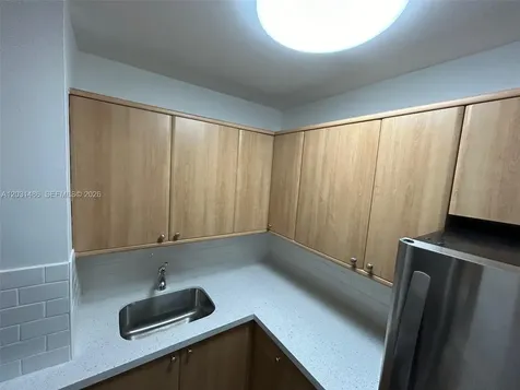 2920 SW 28th Terrace Miami FL 33133