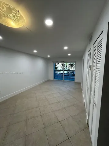 2920 SW 28th Terrace Miami FL 33133