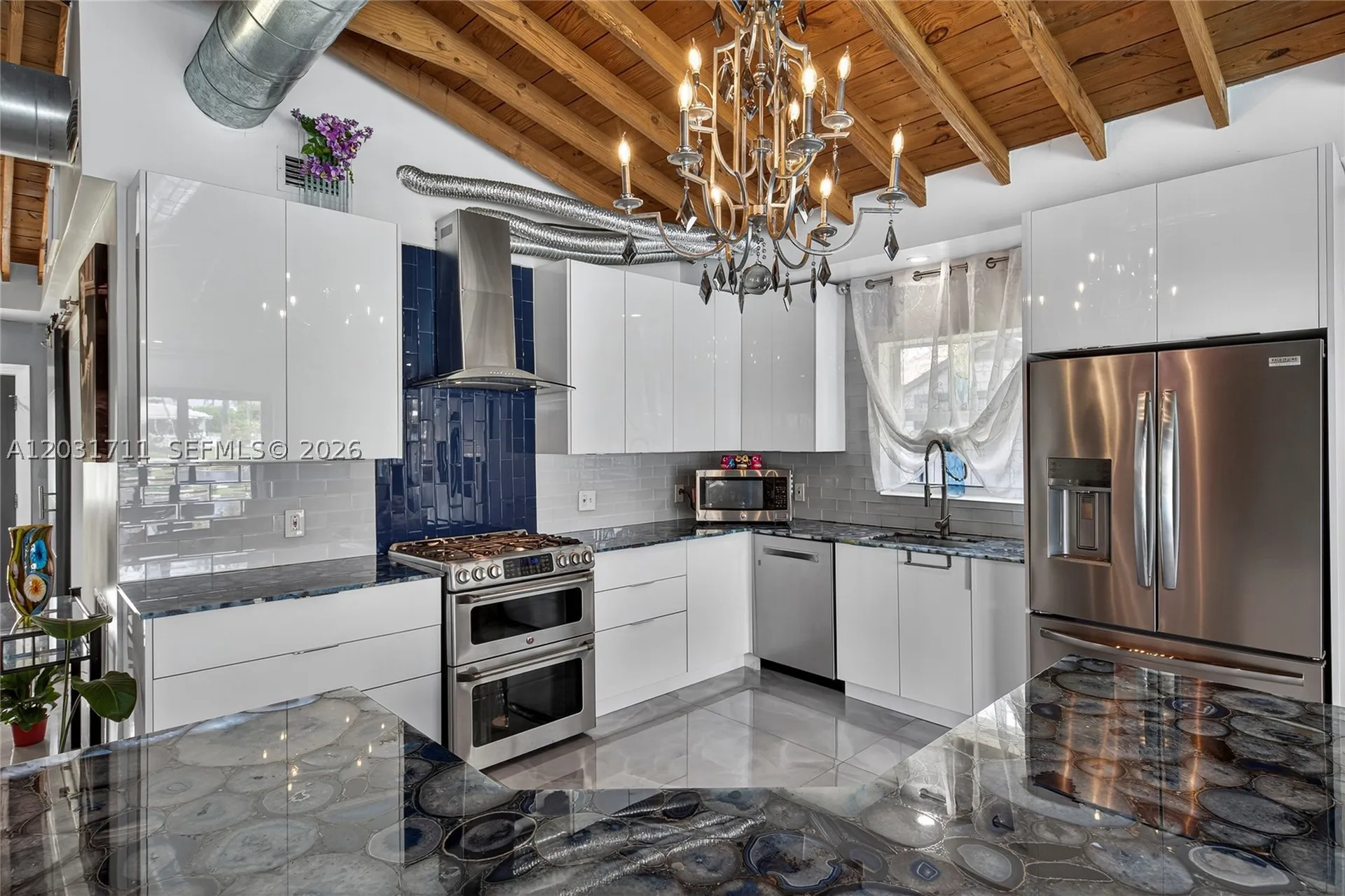 380 SE 1st Terrace Pompano Beach FL 33060