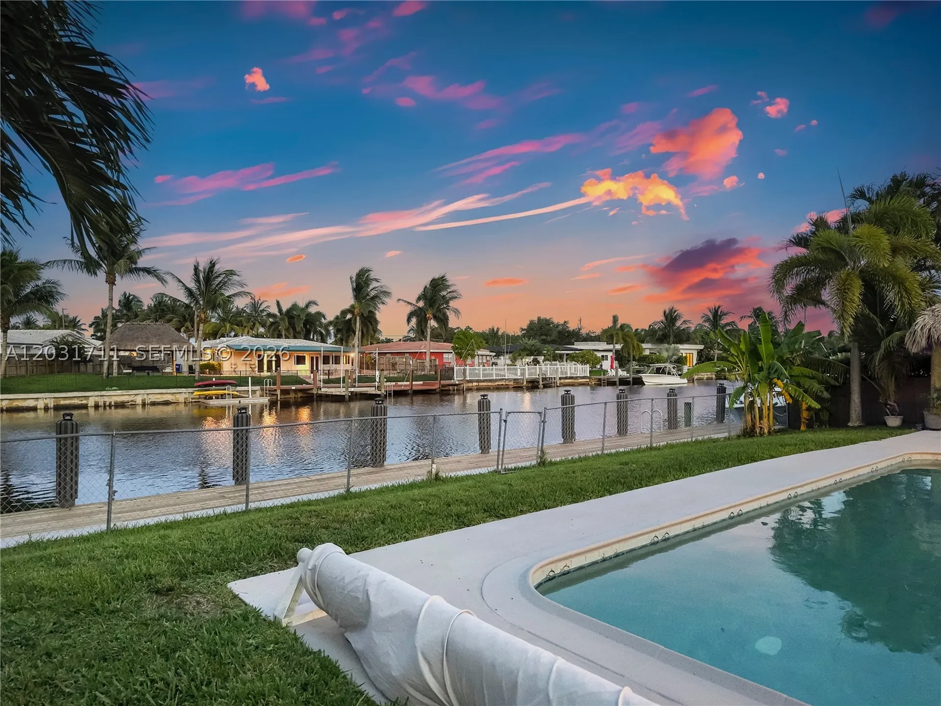 380 SE 1st Terrace Pompano Beach FL 33060