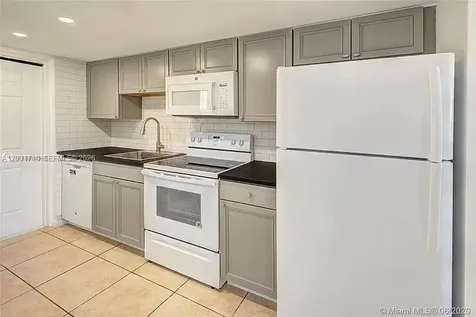 4121 NW 26th Street Lauderhill FL 33313