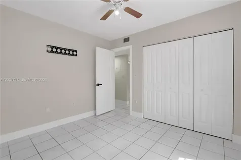 7732 W 29th Way Hialeah FL 33018