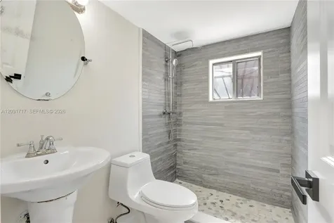 7732 W 29th Way Hialeah FL 33018