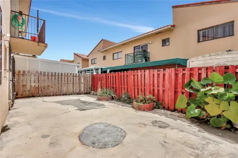 7732 W 29th Way Hialeah FL 33018