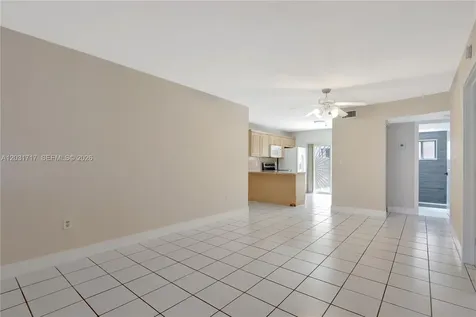 7732 W 29th Way Hialeah FL 33018