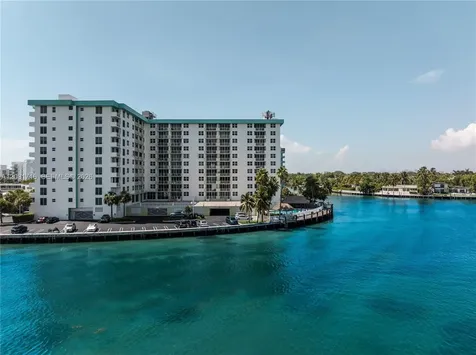 10350 W Bay Harbor Drive Bay Harbor Islands FL 33154