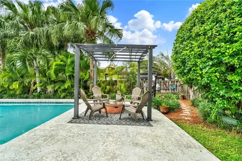 18920 SW 92nd Court Cutler Bay FL 33157