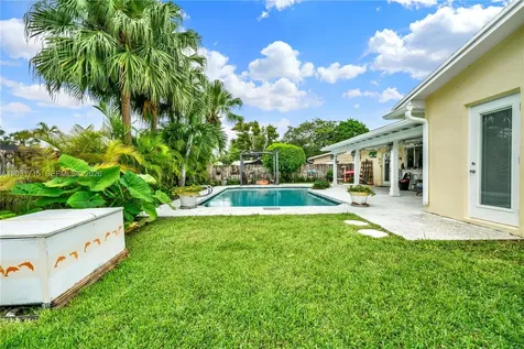 18920 SW 92nd Court Cutler Bay FL 33157