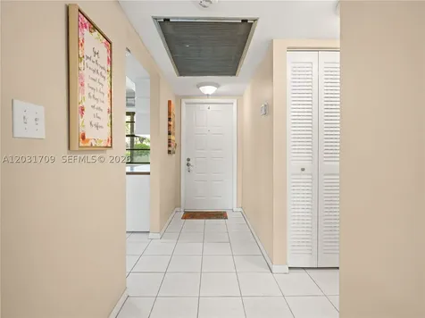 901 Colony Point Circle Pembroke Pines FL 33026