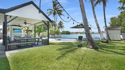 6220 W 10th Avenue Hialeah FL 33012