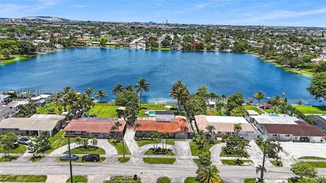 6220 W 10th Avenue Hialeah FL 33012