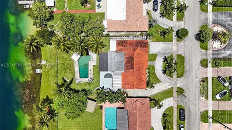 6220 W 10th Avenue Hialeah FL 33012
