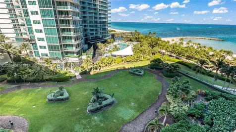 10275 Collins Avenue Bal Harbour FL 33154