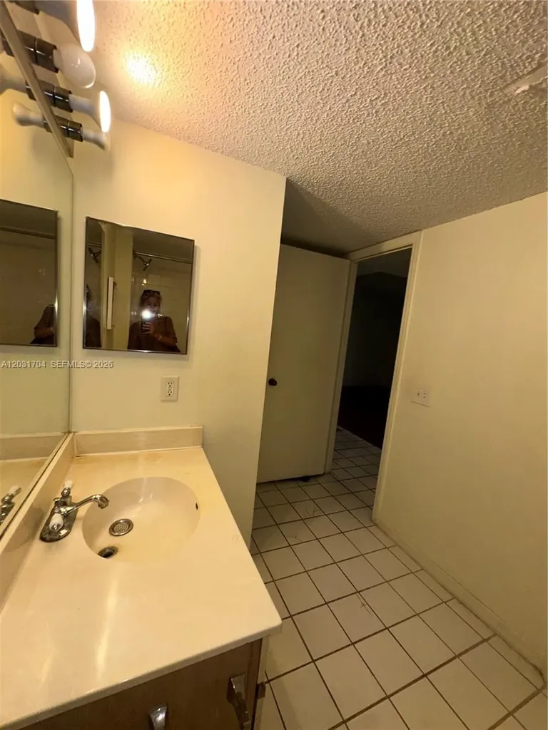 4055 W Mcnab Road Pompano Beach FL 33069