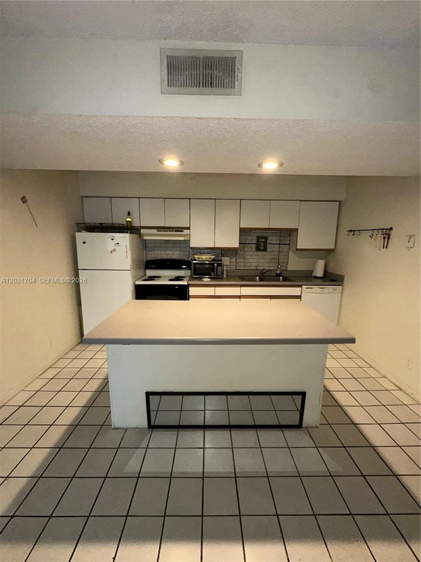 4055 W Mcnab Road Pompano Beach FL 33069