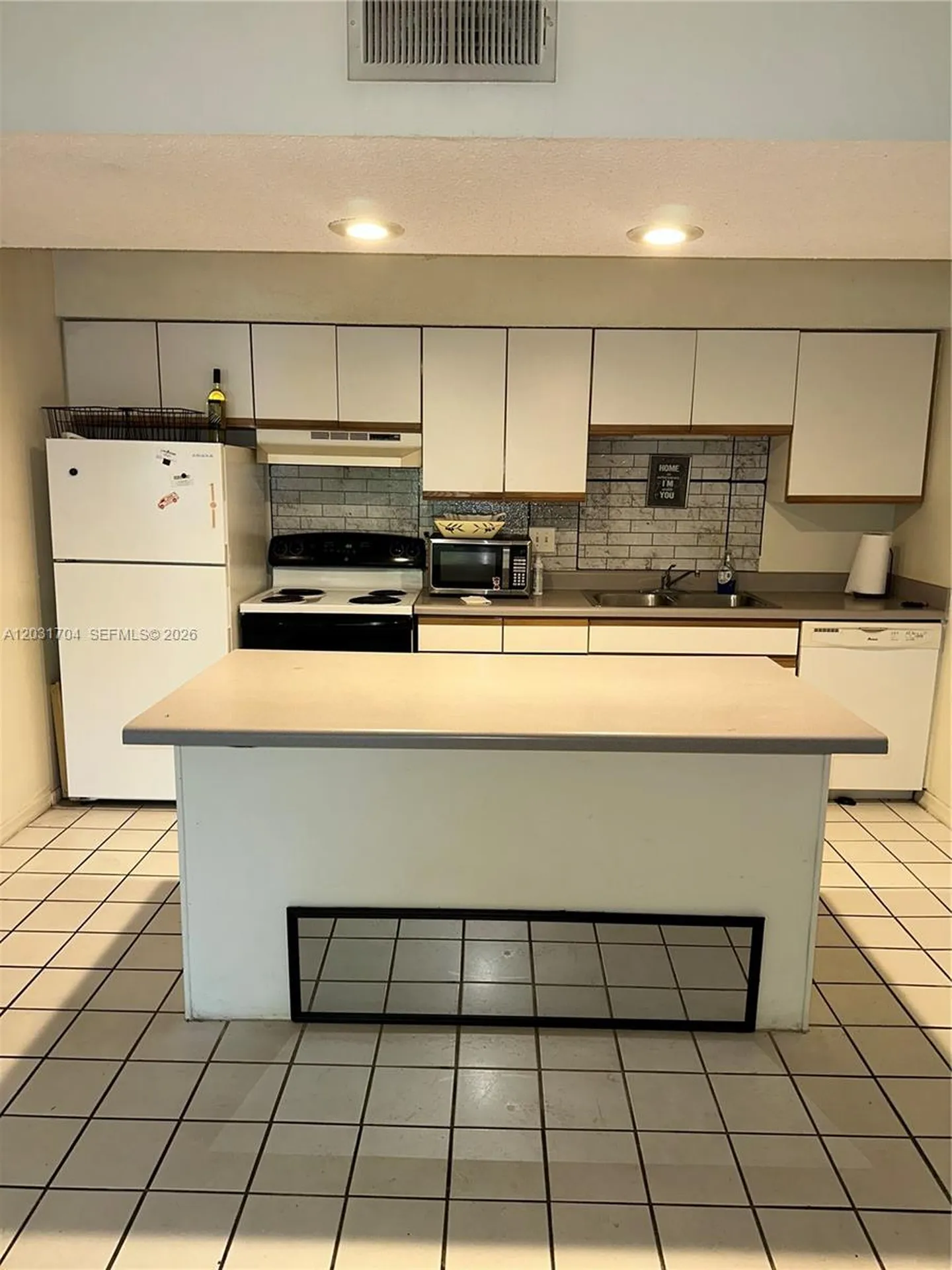 4055 W Mcnab Road Pompano Beach FL 33069