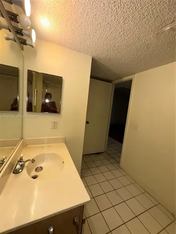 4055 W Mcnab Road Pompano Beach FL 33069