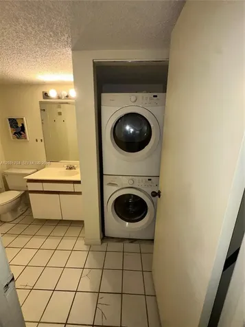 4055 W Mcnab Road Pompano Beach FL 33069