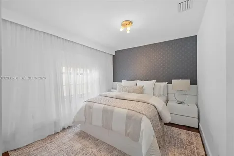 2752 SW 11th Street Miami FL 33135